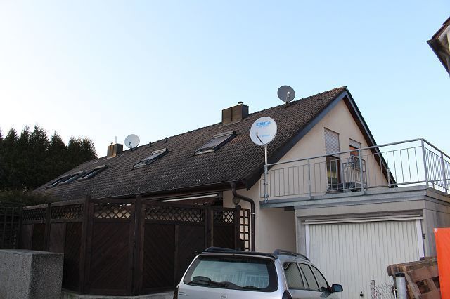 Rückansicht mit Garage 