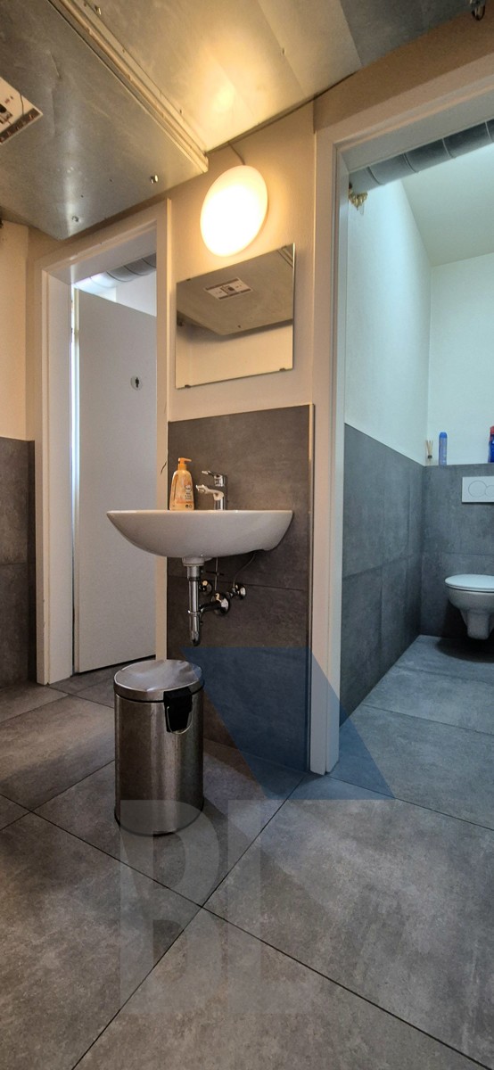 WC Gewerbe EG