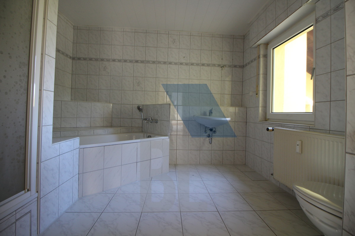 Badezimmer Obergeschoss (Maisonnette)